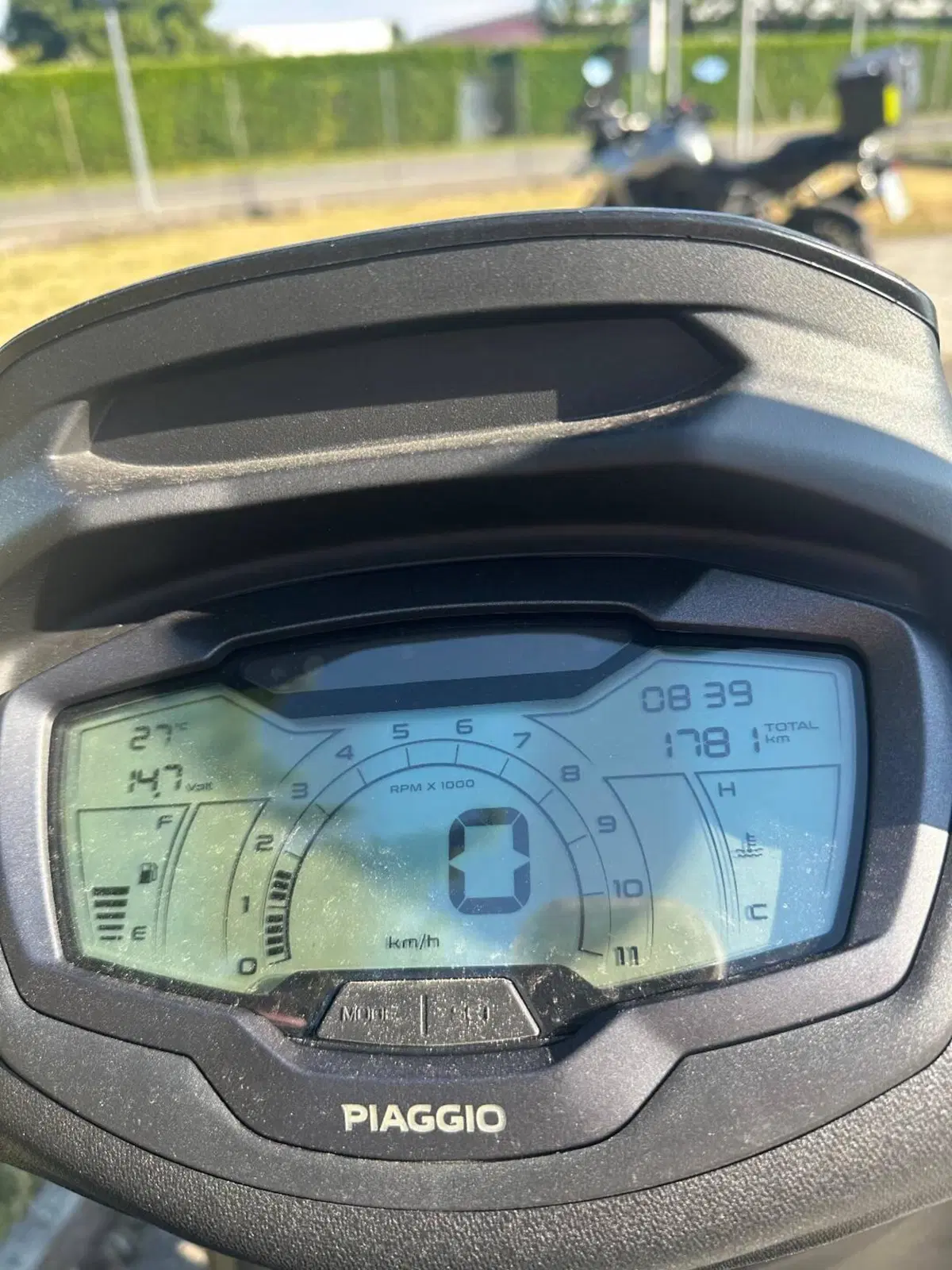 Piaggio Beverly 310 (2025 - 26) (2)