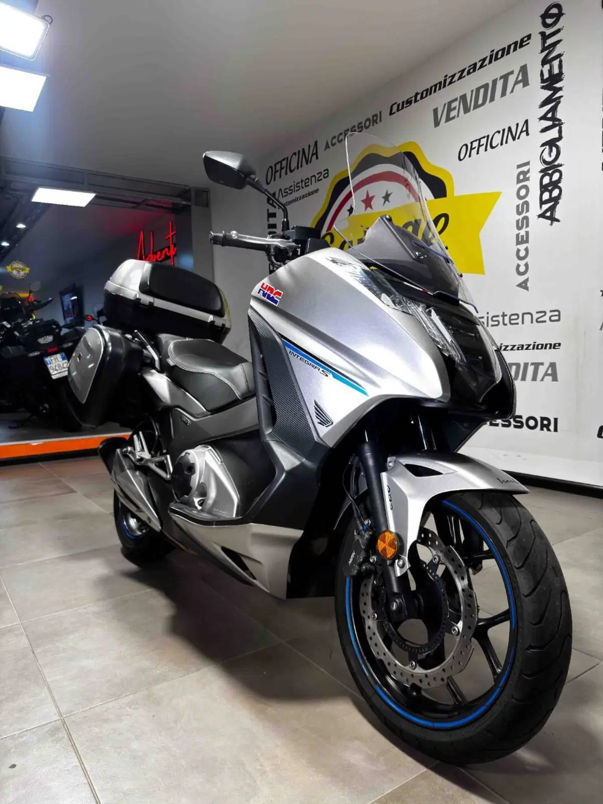 Honda Integra 750 DCT Sport (2017) (2)