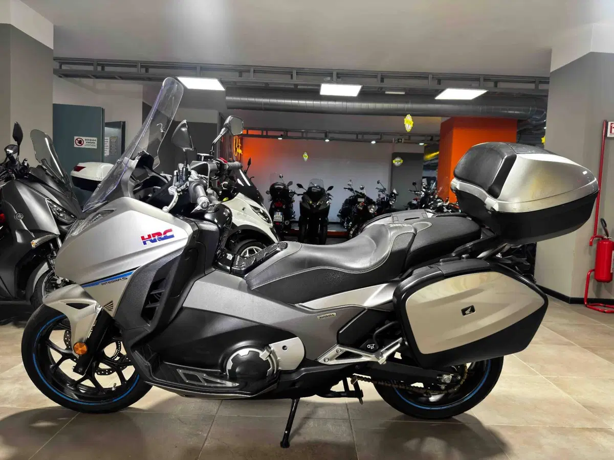 Honda Integra 750 DCT Sport (2017) (4)