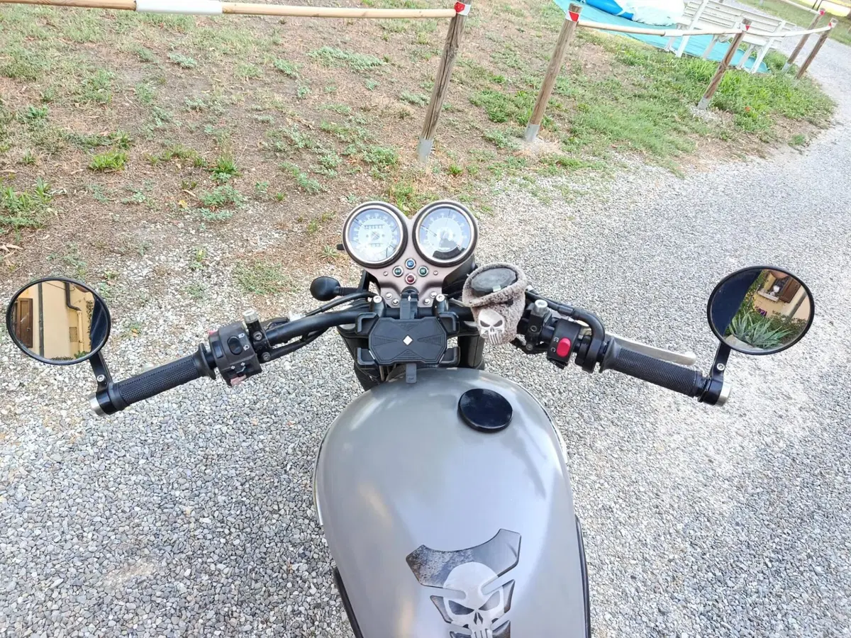 Triumph Bonneville SE (2009 - 13) (3)