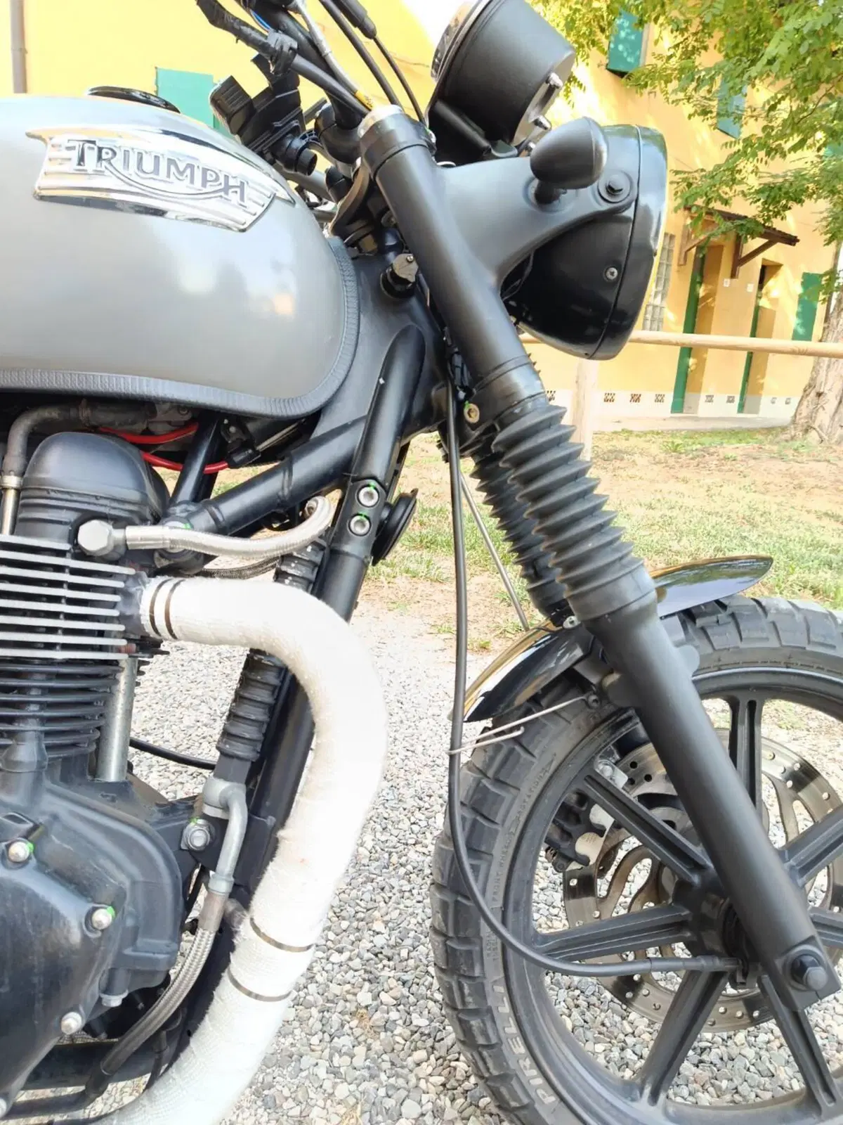 Triumph Bonneville SE (2009 - 13) (18)