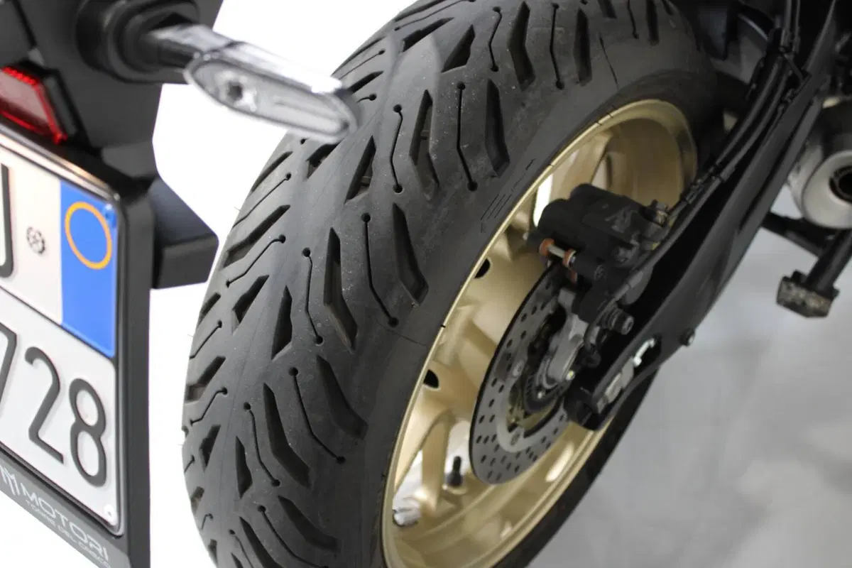 Yamaha Tracer 7 (2025 - 26) (7)
