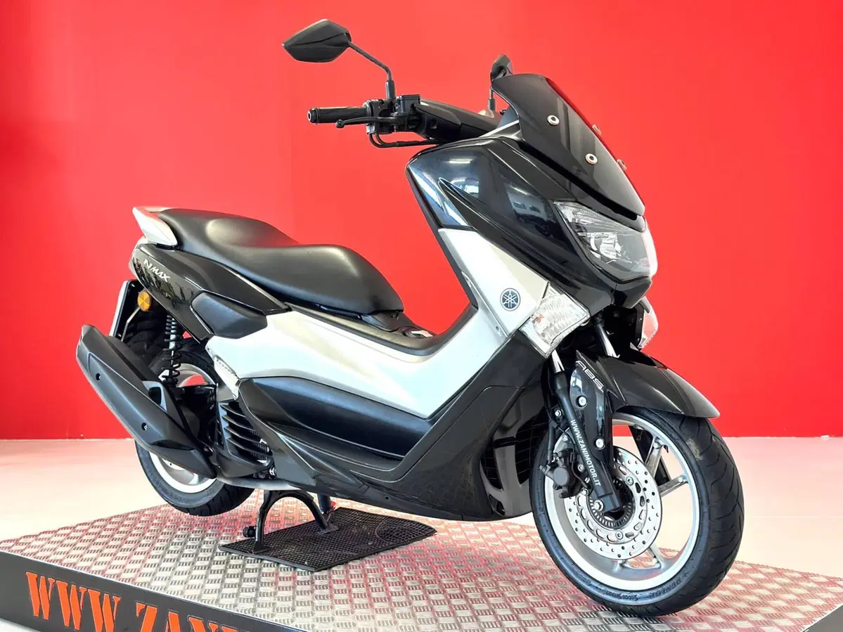 Yamaha N-Max 125 (2015 - 17) (12)