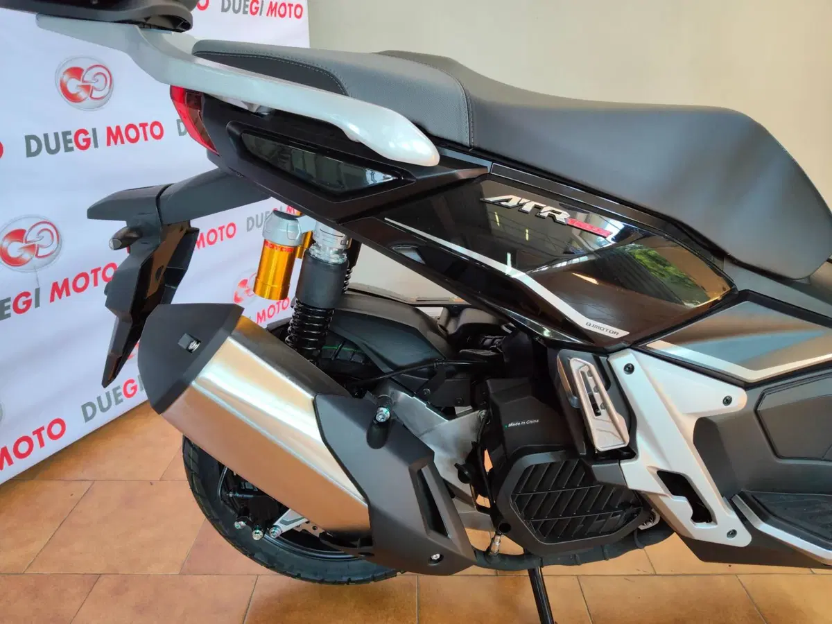 QJ Motor ATR 125 (2025 - 26) (4)
