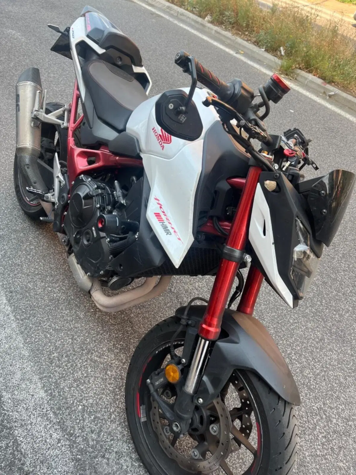 Honda CB 750 Hornet (2023 - 24) (2)