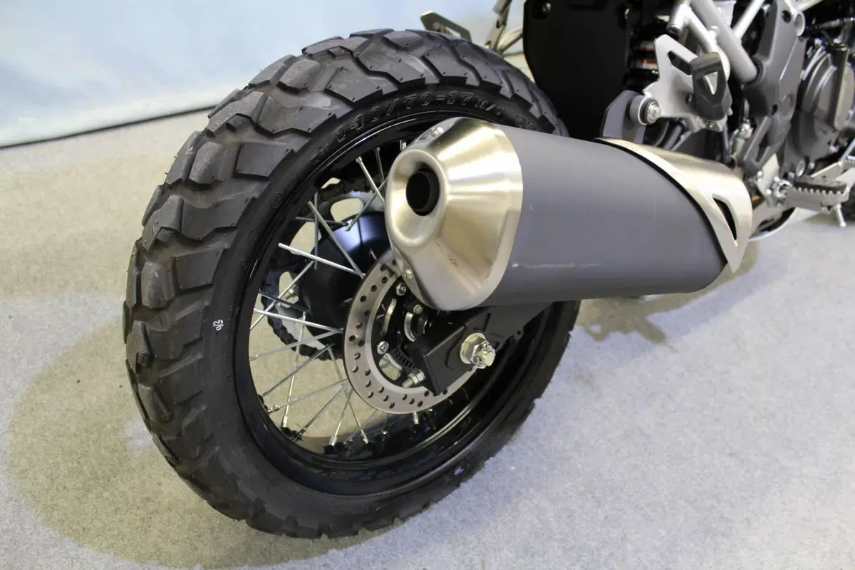 Kawasaki KLE 500 (2026) (6)