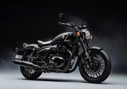 Royal Enfield apre le prenotazioni per la Shotgun 650 x Rough Crafts: 100 esemplari numerati