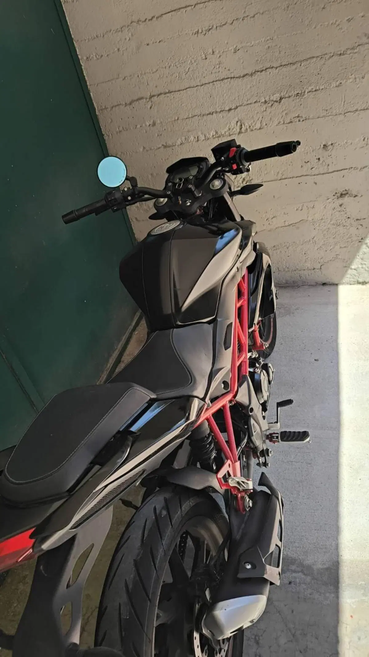 Benelli BN 125 (2021 - 25) (6)