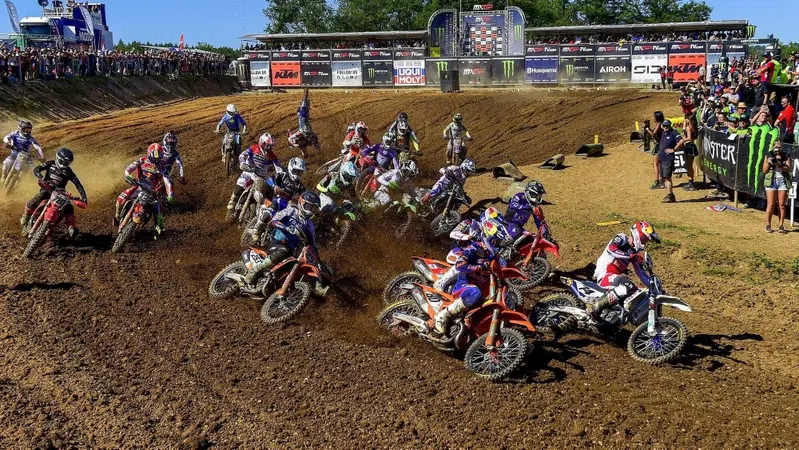 MXGP 2026 rd.12 - Tutti gli ORARI TV del GP di Gran Bretagna, si torna a correre a Foxhills