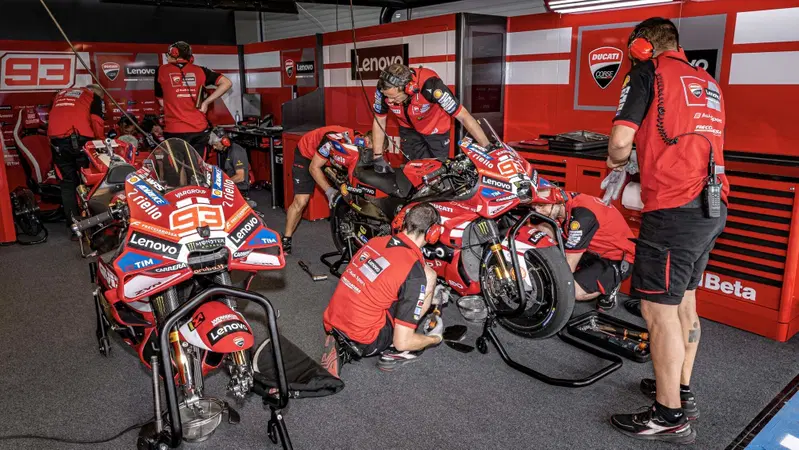 MotoGP 2026. Ducati scende al rango B e guadagna concessioni: ecco come cambia il quadro generale