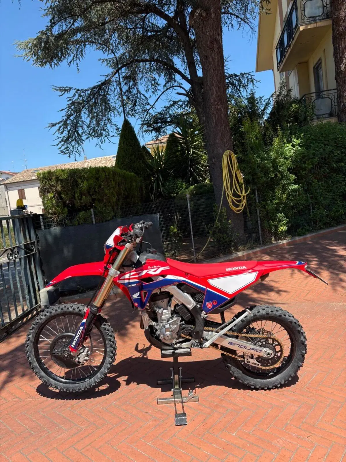 Honda CRF 300RX Enduro (2022) (2)