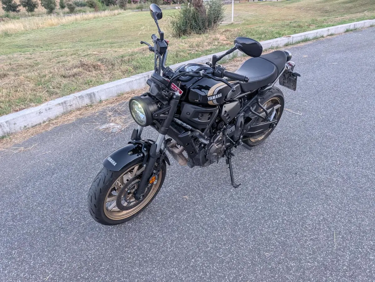 Yamaha XSR 700 (2022 - 26) (2)