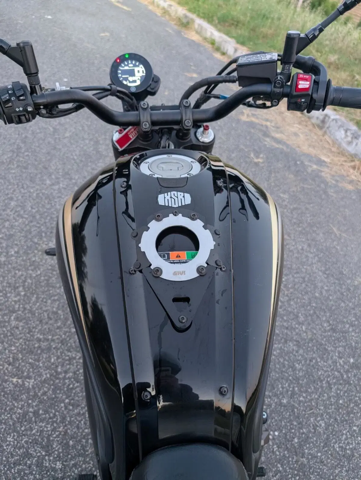Yamaha XSR 700 (2022 - 26) (6)