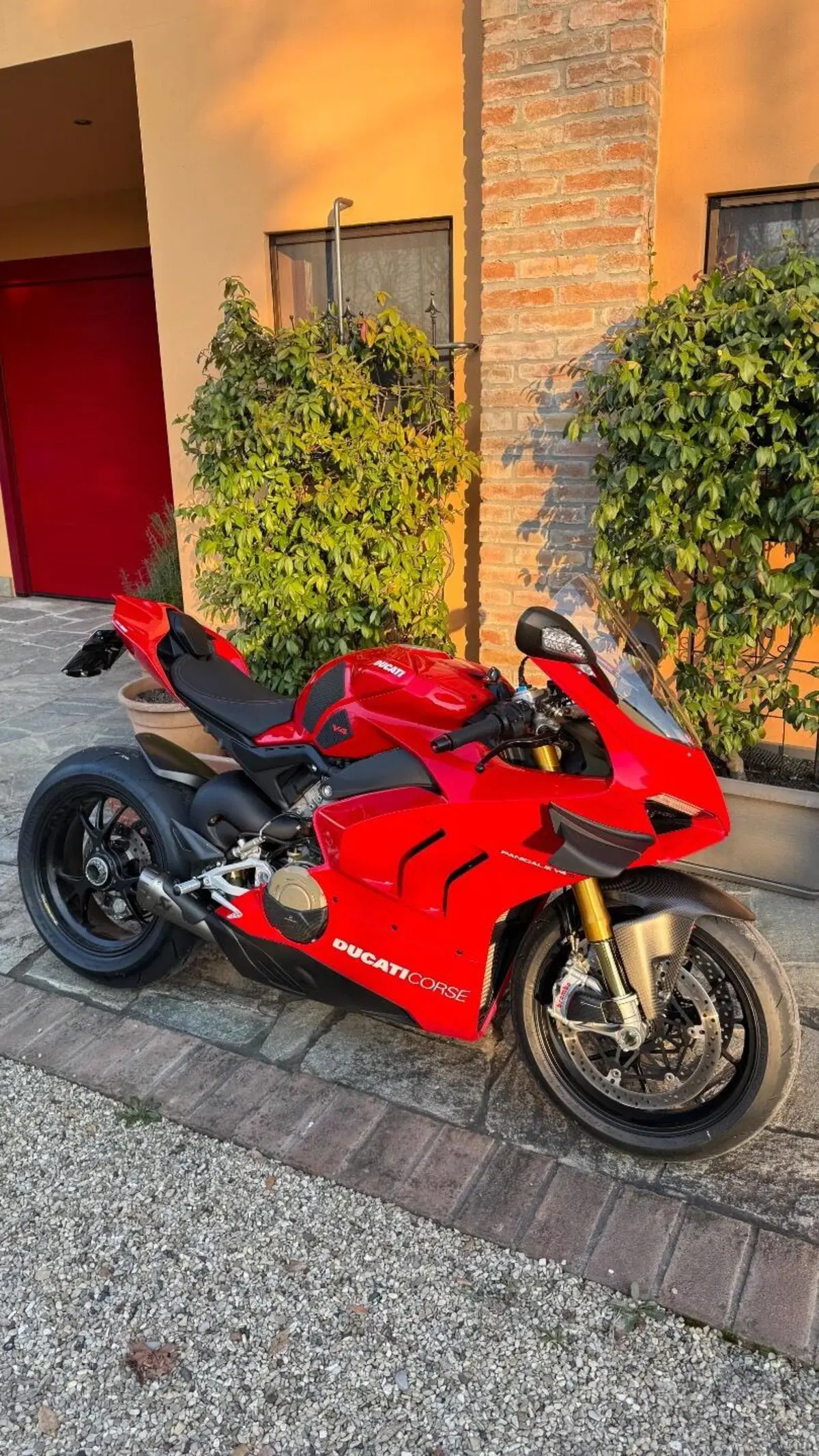 Ducati Panigale V4 1100 (2021) (2)