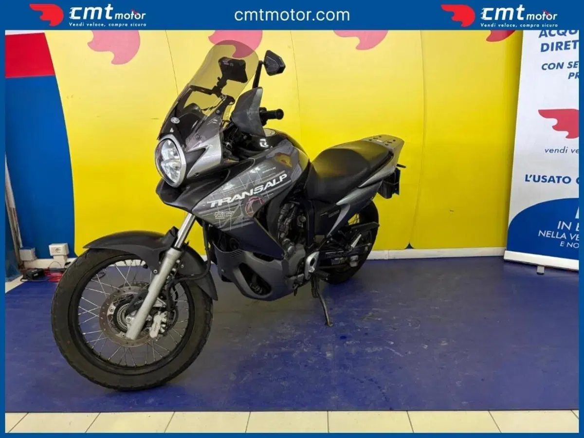 Honda Transalp XL 700 V ABS (2007 - 2013) (2)