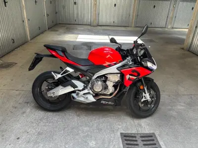 Aprilia Tuono 660 (2021 - 25) usata