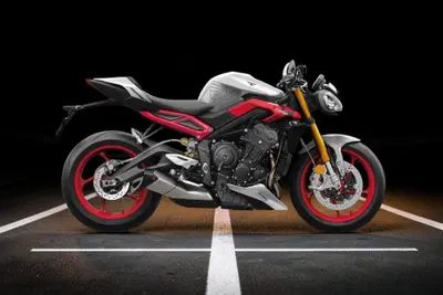 Triumph Street Triple 765 RX (2026) nuova