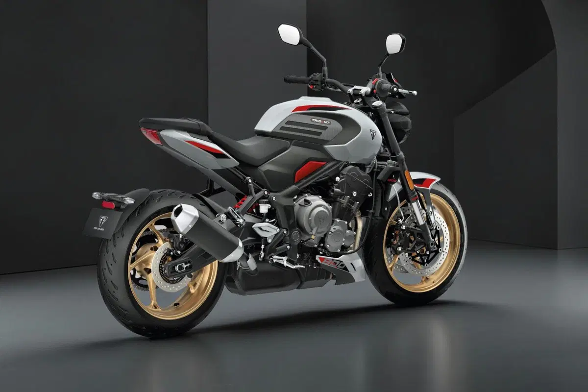 Triumph Trident 800 (2026)