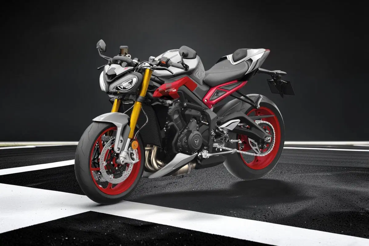 Triumph Street Triple 765 RX (2026)