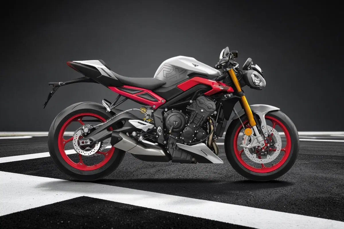 Triumph Street Triple 765 RX (2026) (2)