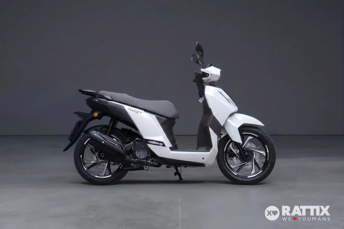 Peugeot Tweet 125 FL Active (2025 - 26) (4)