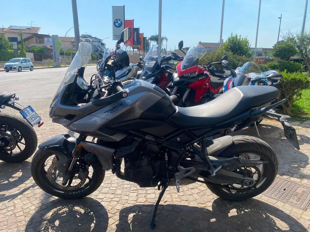 Triumph Tiger Sport 660 (2022 - 24) (2)