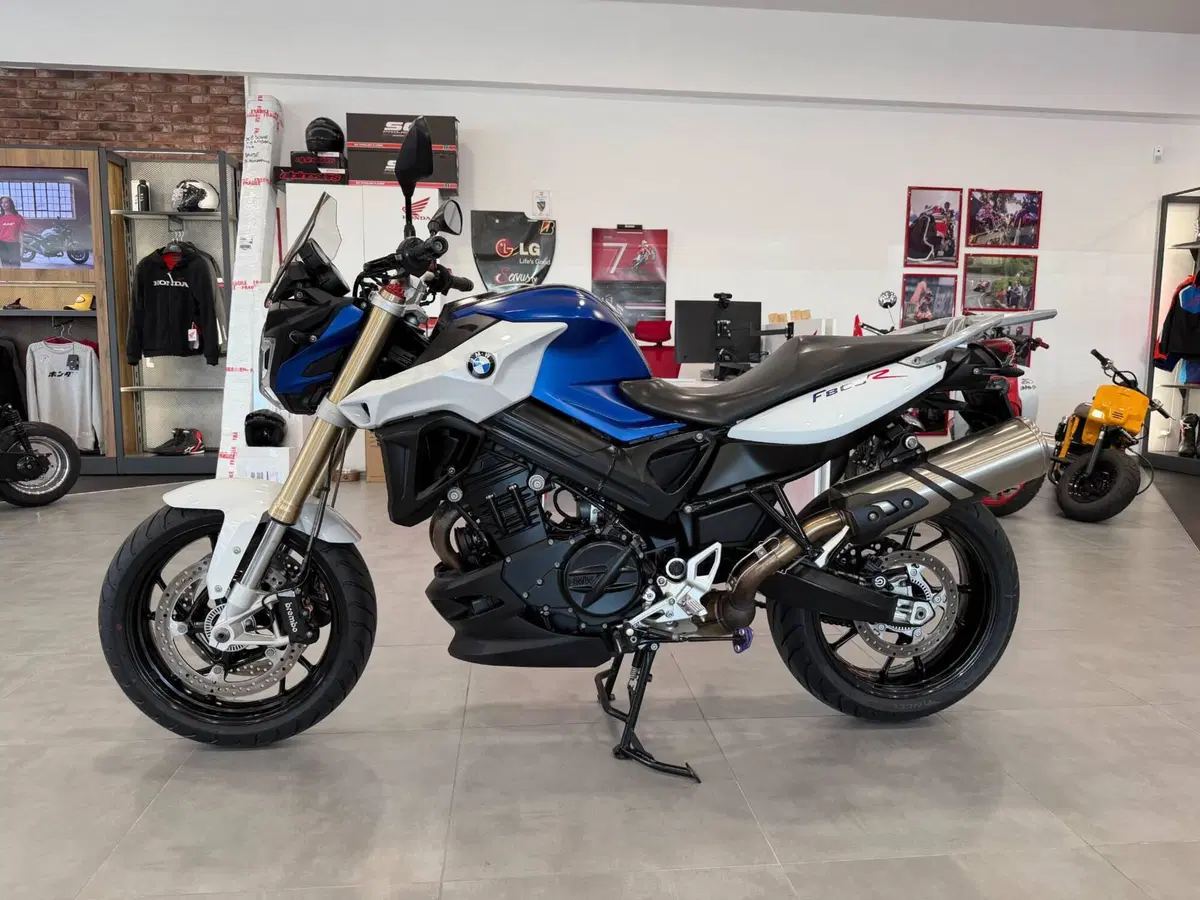 Bmw F 800 R (2015 - 16) (3)