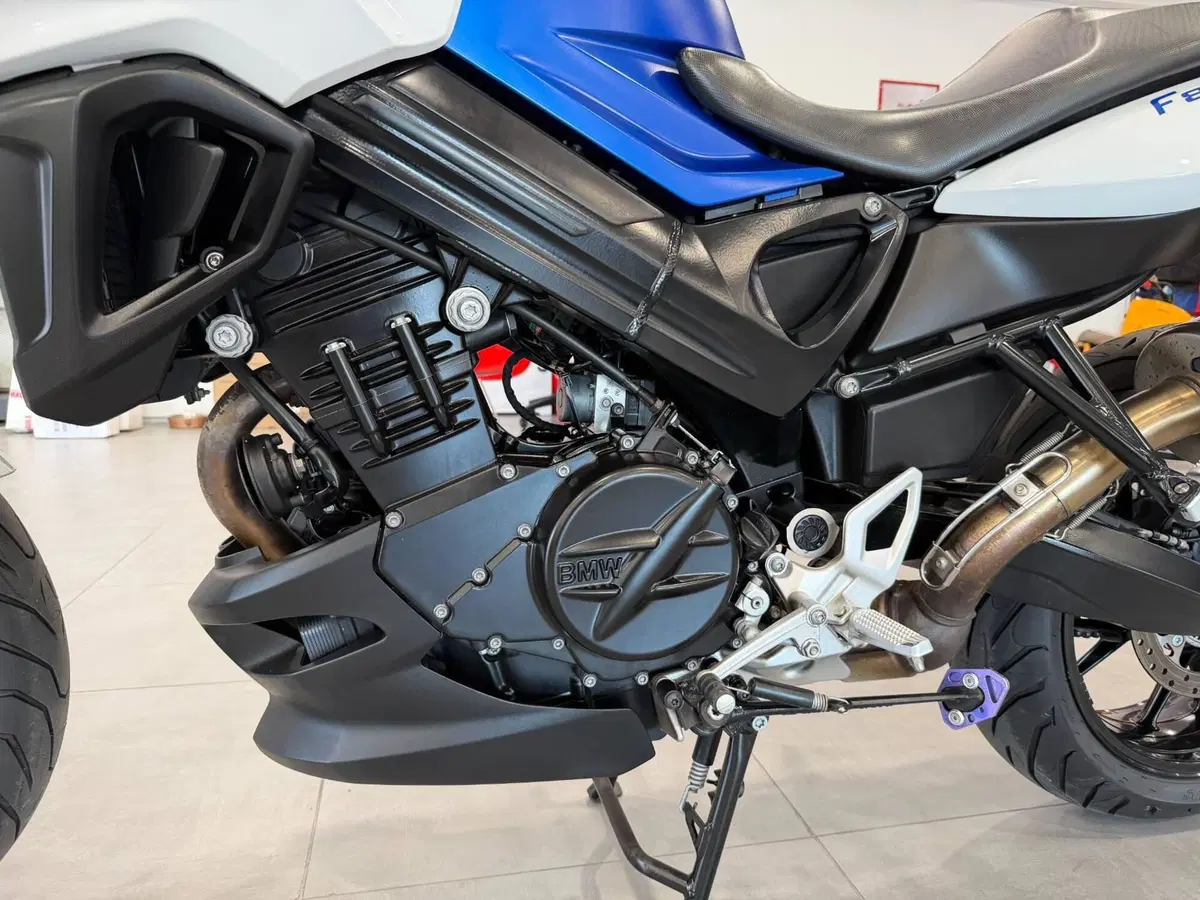 Bmw F 800 R (2015 - 16) (11)
