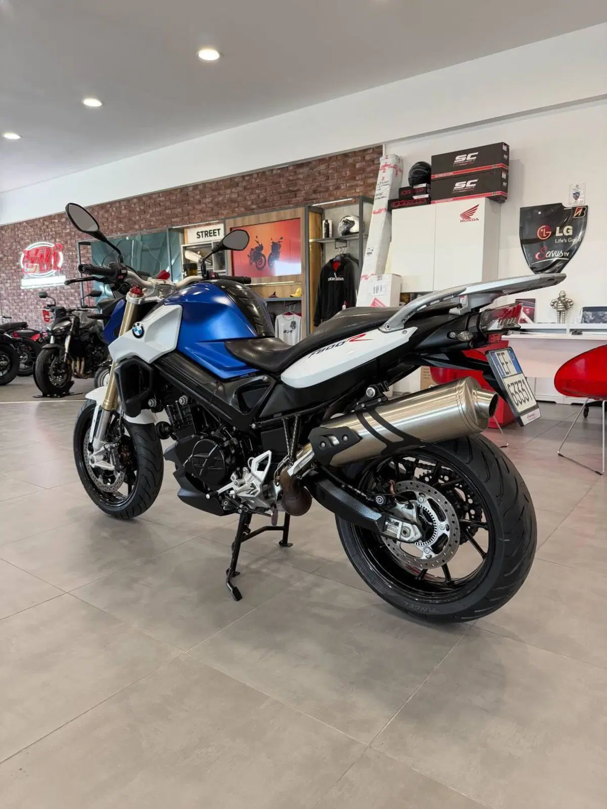 Bmw F 800 R (2015 - 16) (4)