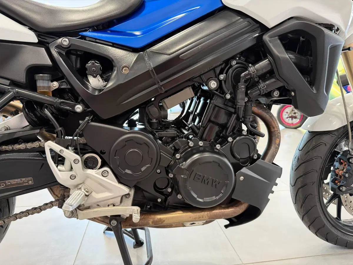 Bmw F 800 R (2015 - 16) (14)