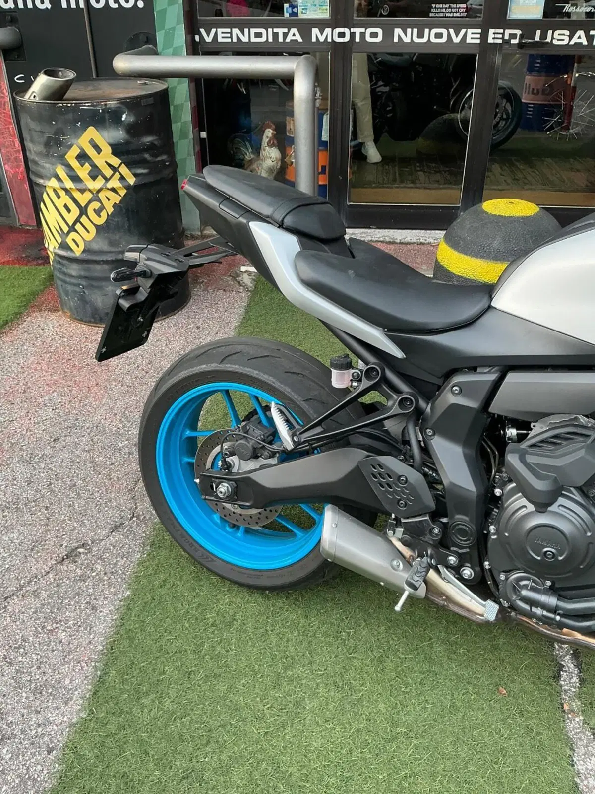 Yamaha MT-07 Y-AMT (2025 - 26) (7)