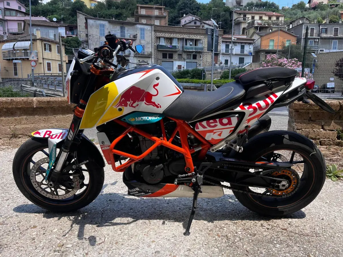 KTM 690 Duke R (2010 - 15) (6)