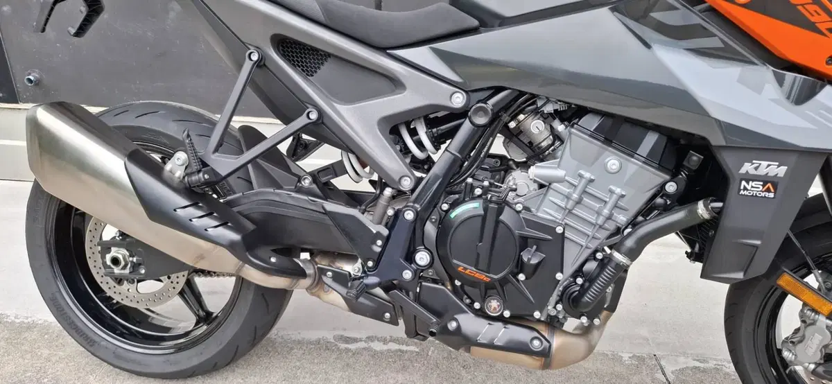 KTM 990 Duke (2024 - 26) (6)