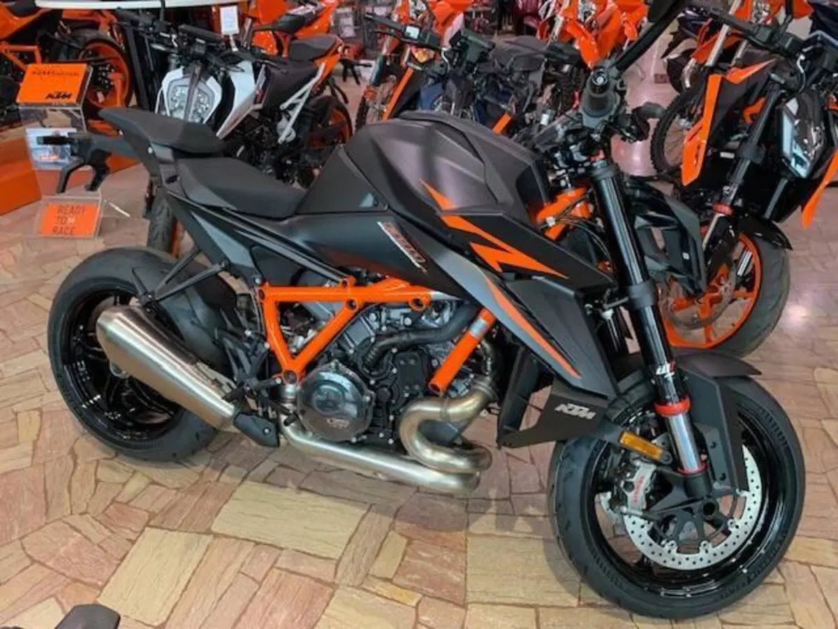 KTM 1390 Super Duke R (2024 - 26)