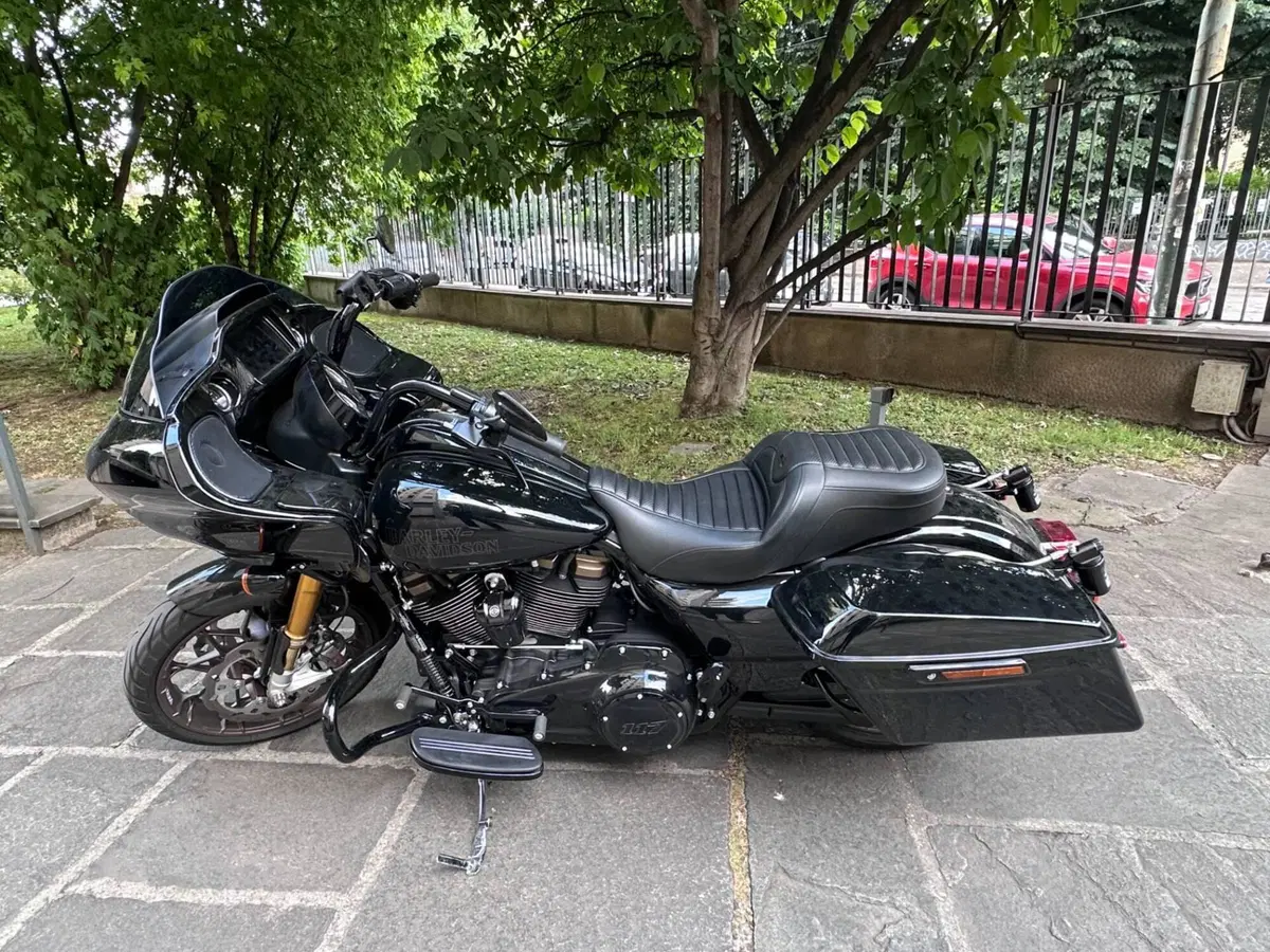 Harley-Davidson Road Glide ST (2022 - 23) (3)