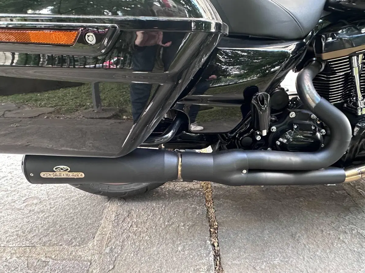 Harley-Davidson Road Glide ST (2022 - 23) (5)