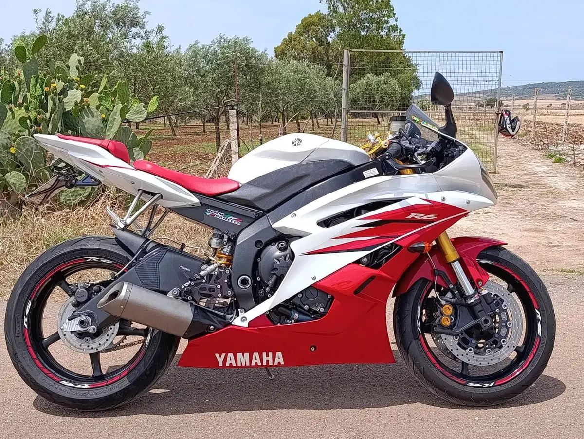 Yamaha YZF R6 (2006 - 07)