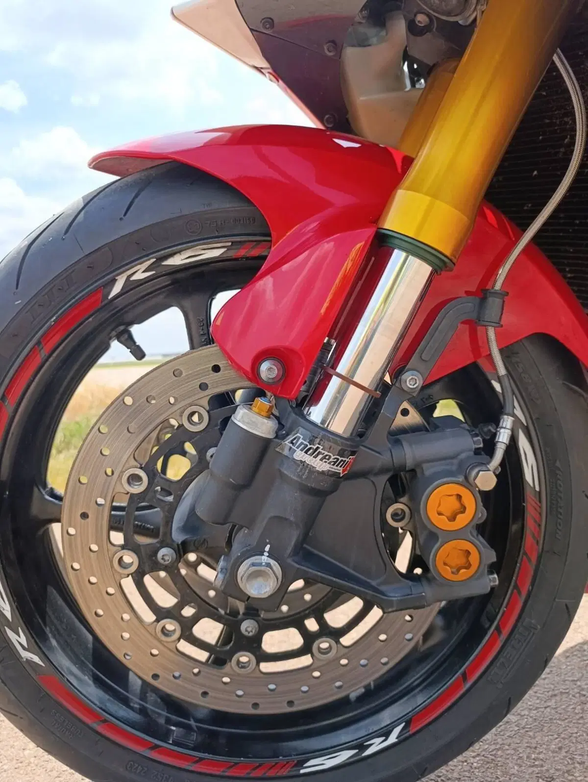 Yamaha YZF R6 (2006 - 07) (11)