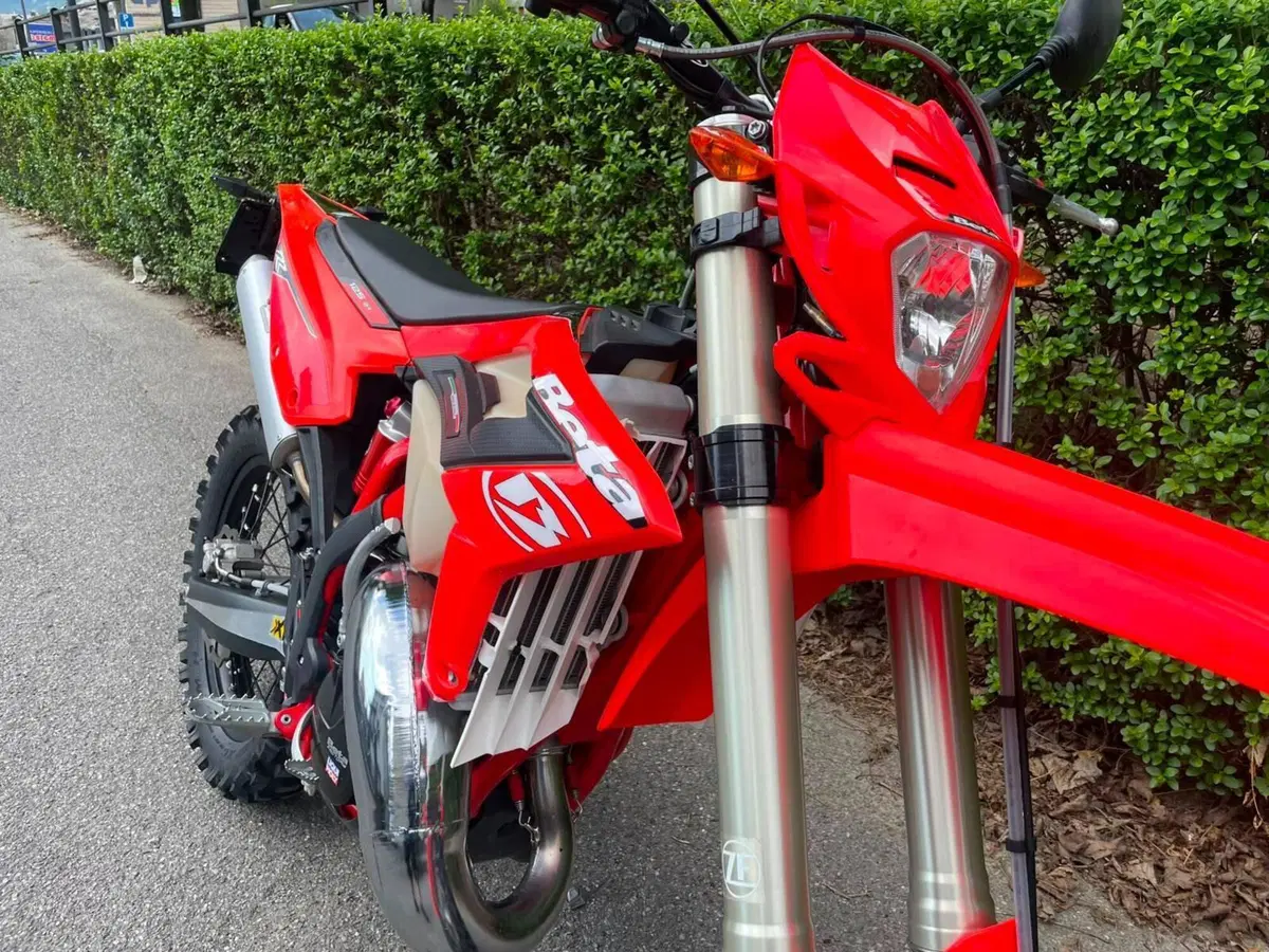Betamotor RR 125 2T Enduro (2024) (2)
