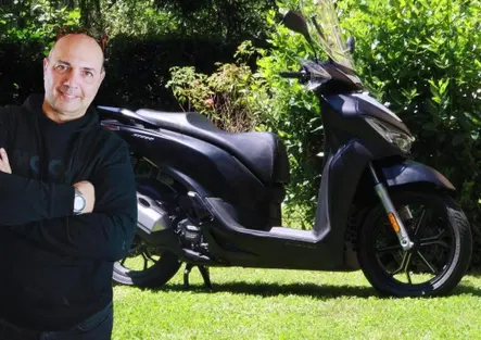 Prova QJ Motor SQ350: lo scooter dotato, pratico e dal prezzo vincente [VIDEO]