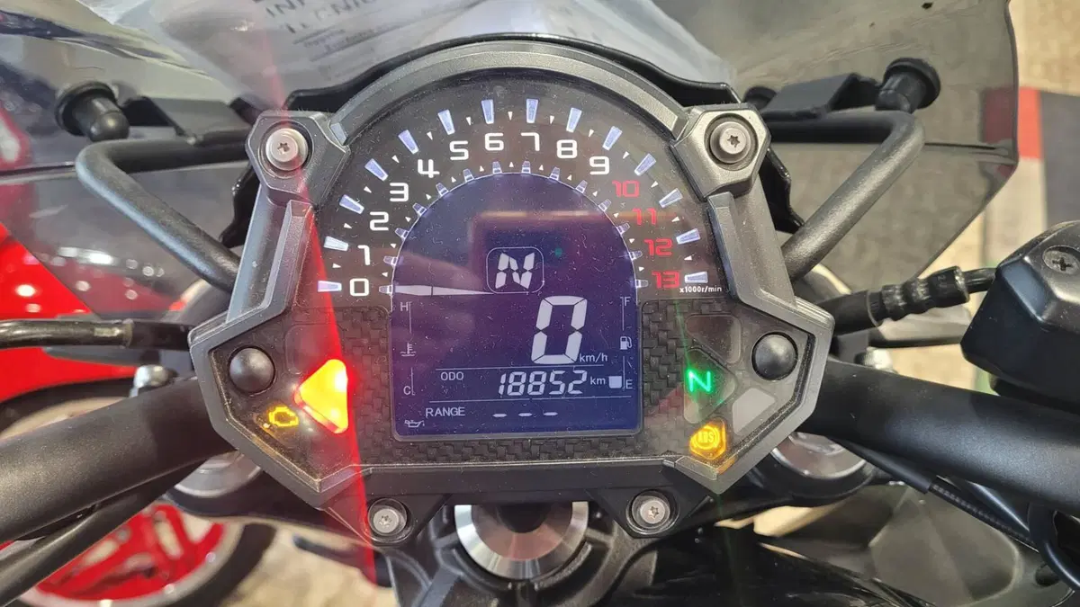 Kawasaki Z 650 (2017 - 19) (5)