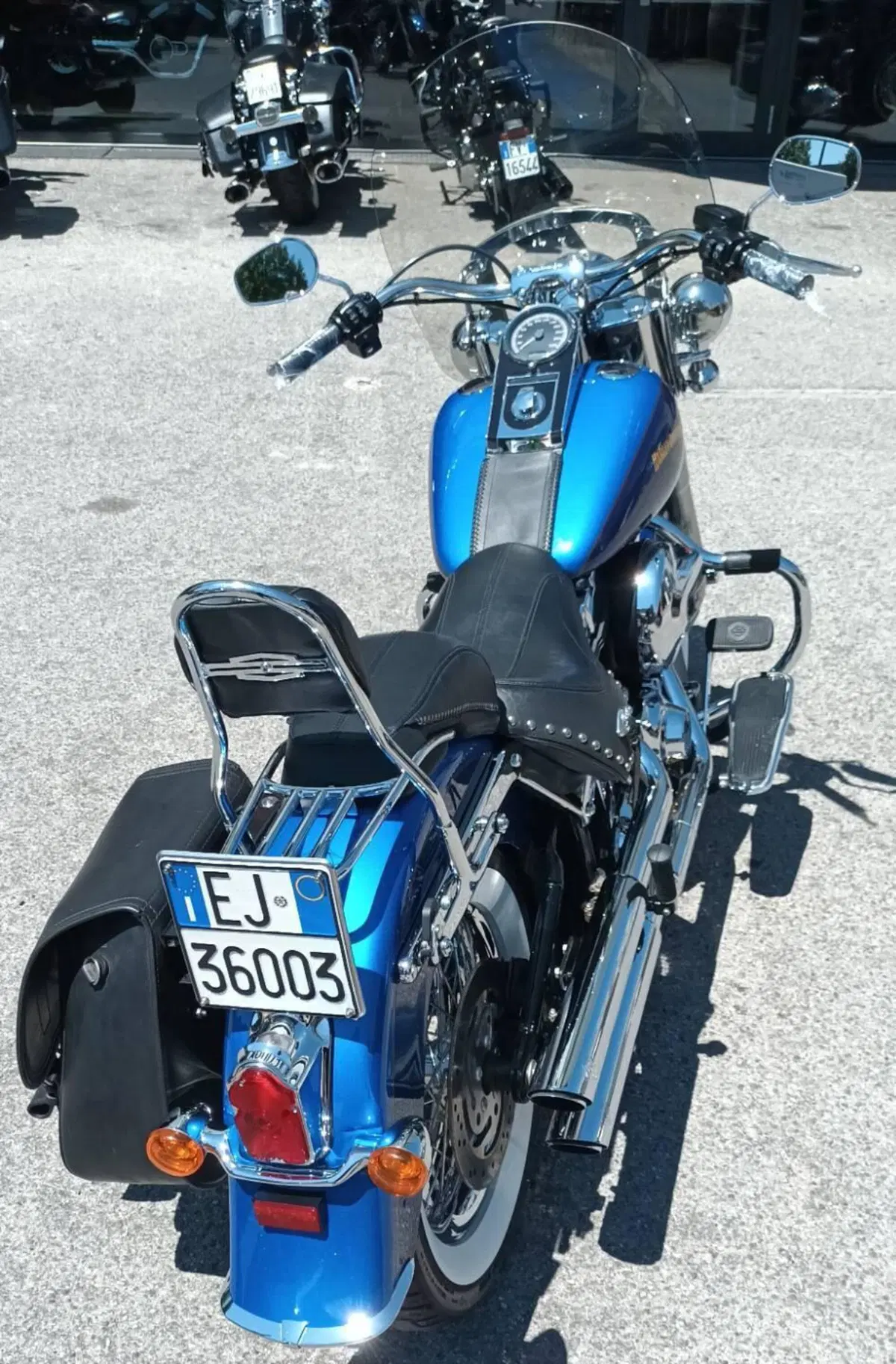 Harley-Davidson 1690 Deluxe (2016 - 17) - FLSTN (5)