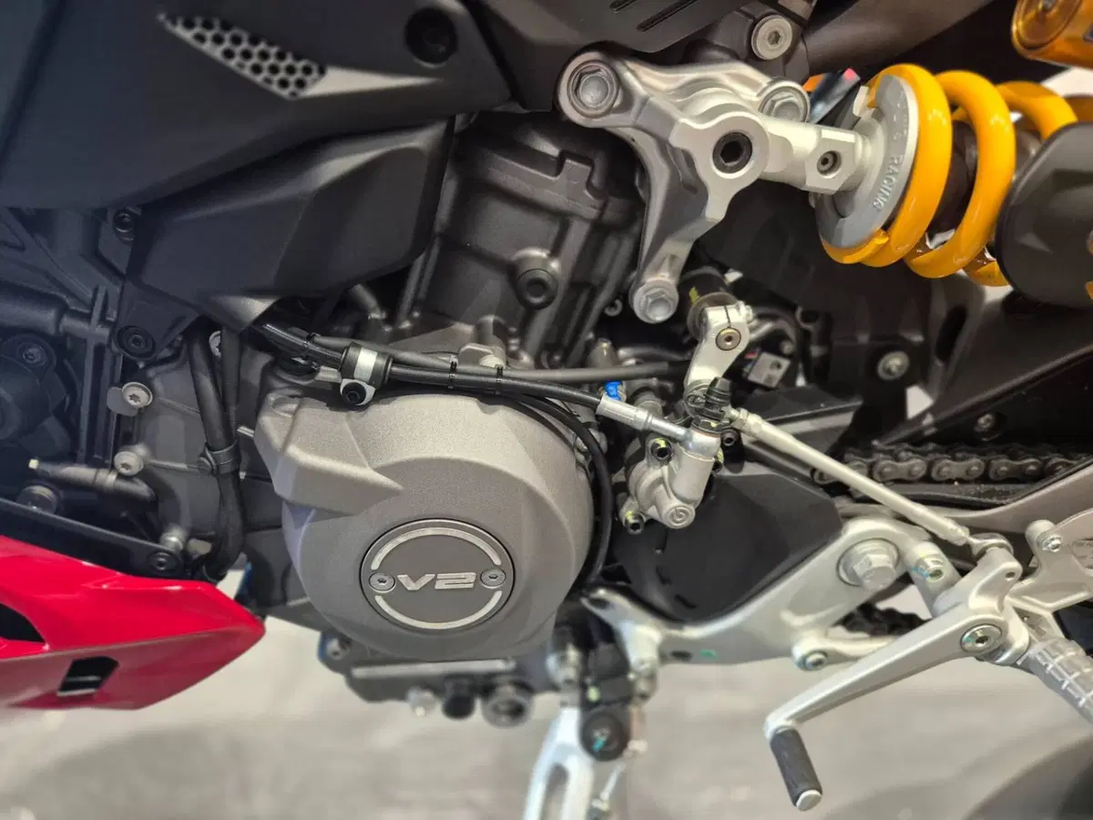 Ducati Streetfighter V2 S (2025 - 26) (14)