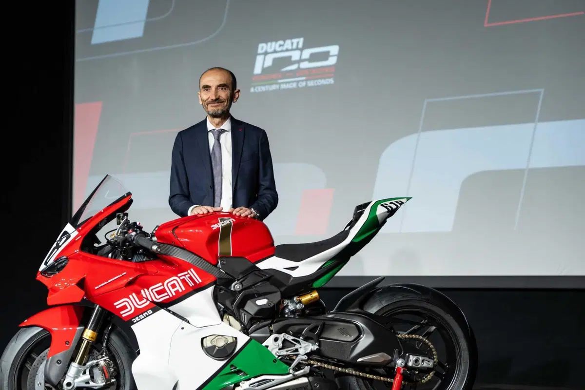 Moto d’Italia. Ducati. Lasciamo stare Volkswagen. Claudio Domenicali. “È il ducatista uno dei principali azionisti dell'azienda” (5)