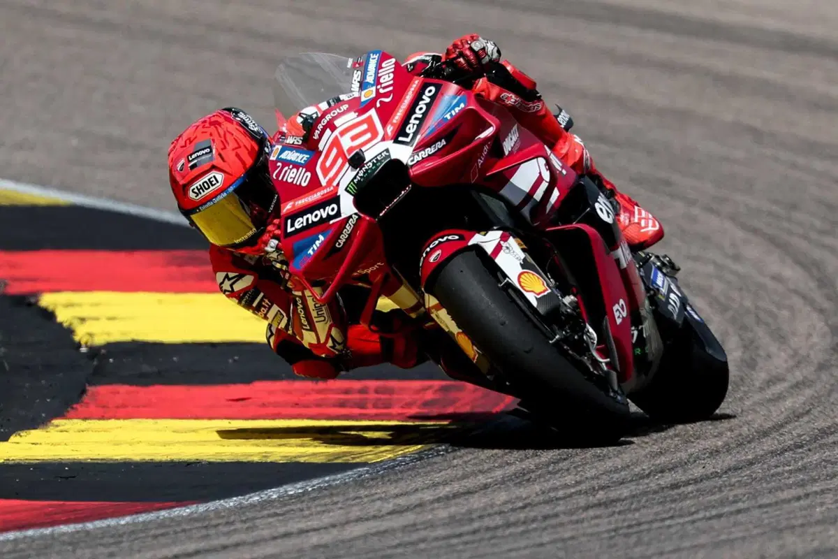 Moto d’Italia. Ducati. Lasciamo stare Volkswagen. Claudio Domenicali. “È il ducatista uno dei principali azionisti dell'azienda” (14)