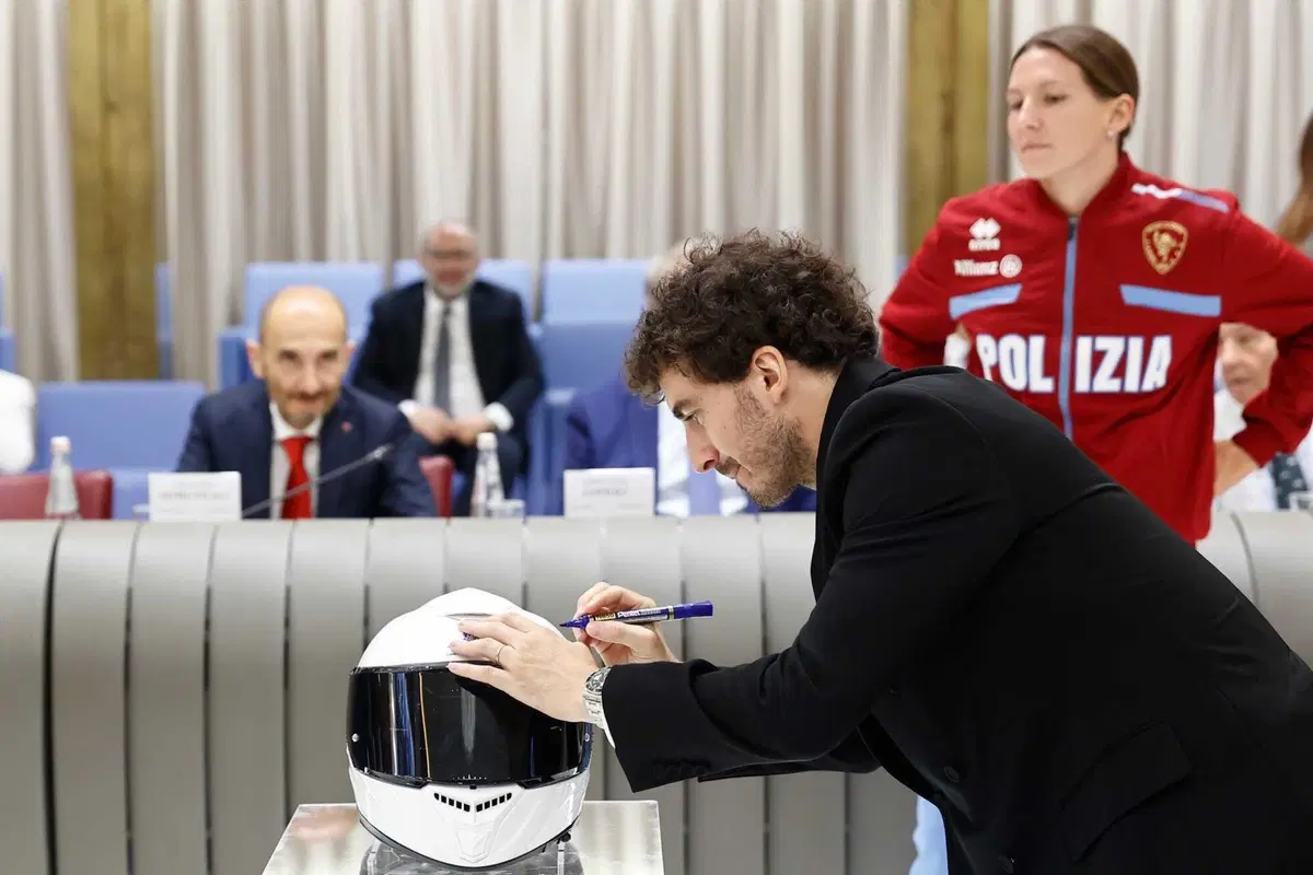 Moto d’Italia. Ducati. Lasciamo stare Volkswagen. Claudio Domenicali. “È il ducatista uno dei principali azionisti dell'azienda” (22)