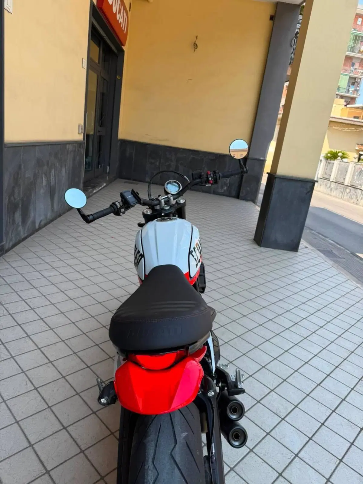 Ducati Scrambler 800 Urban Motard (2022) (5)