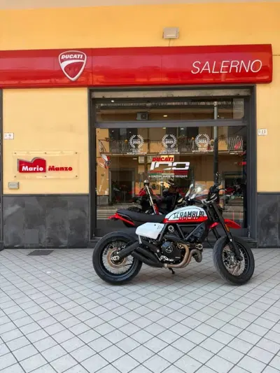 Ducati Scrambler 800 Urban Motard (2022) usata