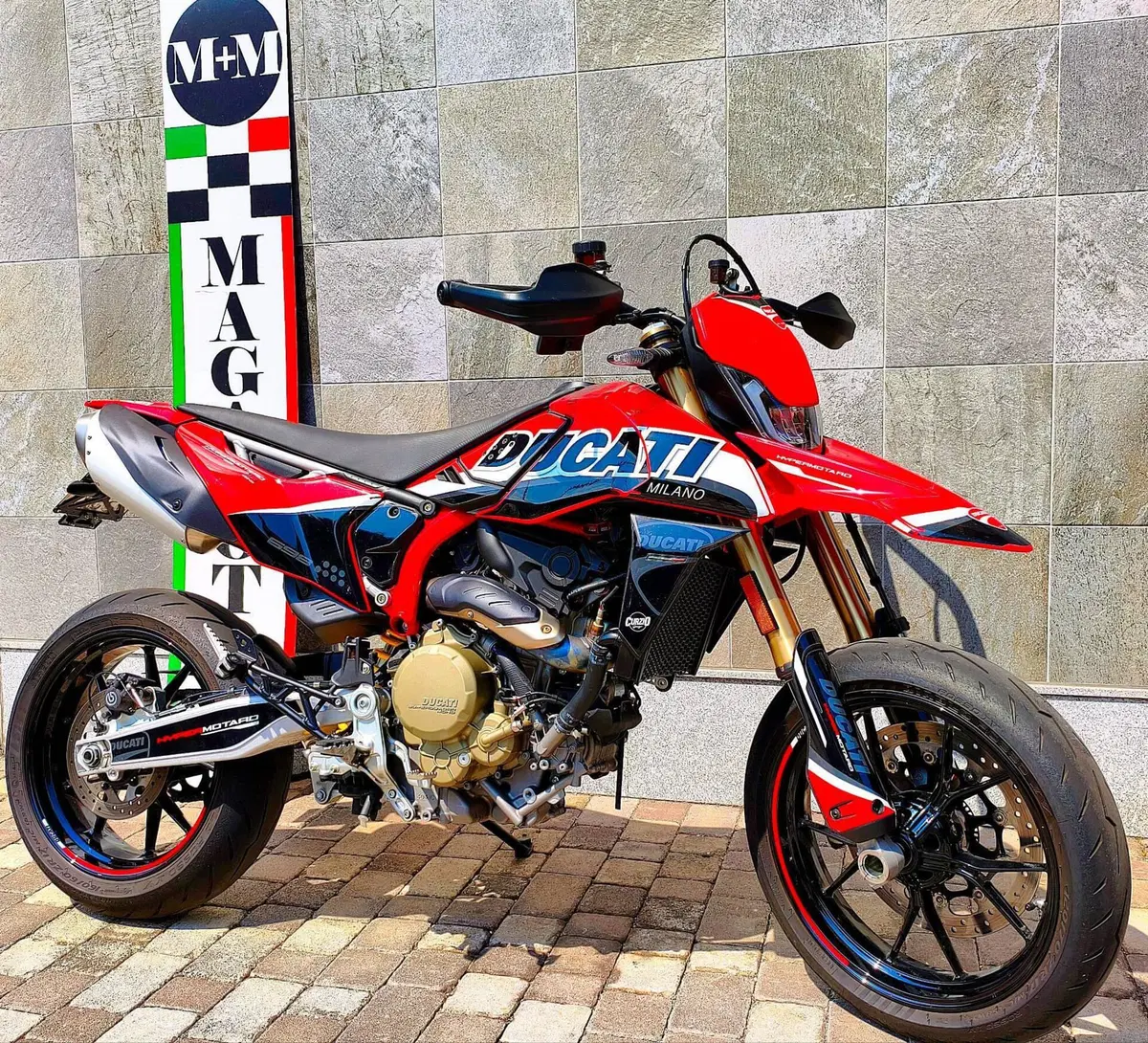Ducati Hypermotard 698 Mono (2024 - 26) (3)