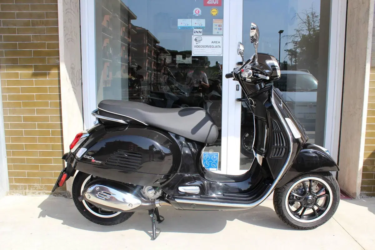Vespa GTS 310 Super (2025 - 26) (5)
